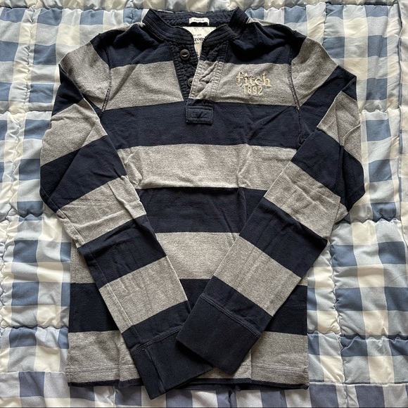 abercrombie kids Other - Abercrombie and kids boys long sleeve